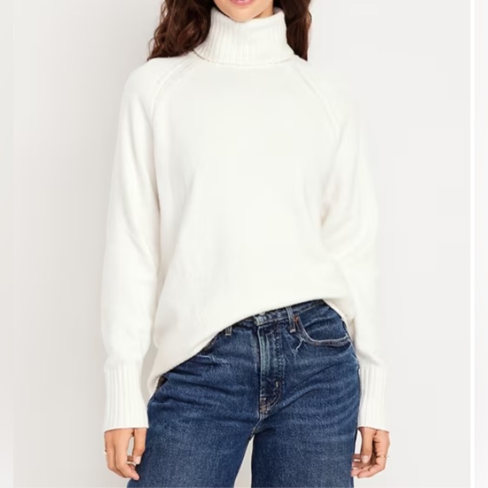 NWOT Old Navy SoSoft Turtleneck Sweater